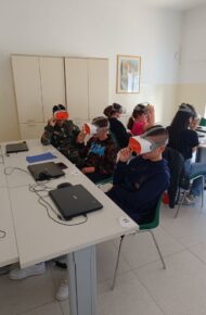 A scuola di realtà virtuale e immersiva: è iniziata la prima edizione di uno dei progetti del PNRR dedicati a sostenere le competenze tecnologico - scientifiche e le pari opportunità
